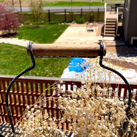 Farmhouse Modern Metal Decor! - Picture 3 of 5